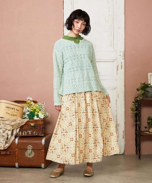 Jocomomola(ホコモモラ)の「Palomas y flores プリントスカート(スカート・レディース・イエロー/ブラック・40)」の14枚目の写真