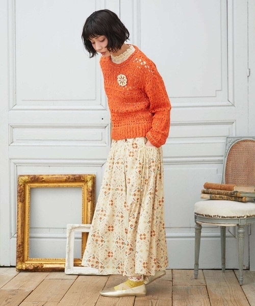 Jocomomola(ホコモモラ)の「Palomas y flores プリントスカート(スカート・レディース・イエロー/ブラック・40)」の16枚目の写真