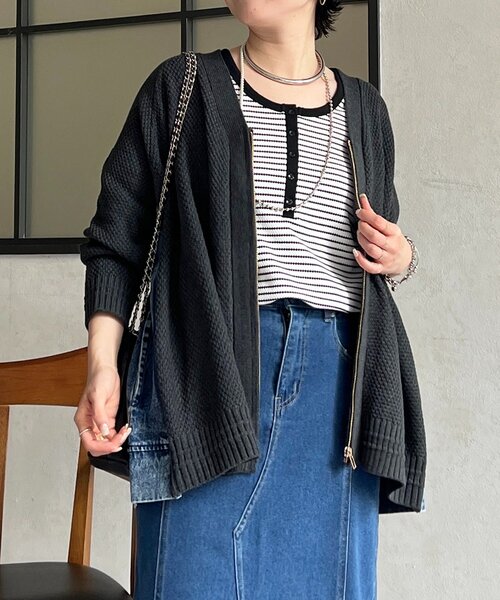 un dix cors(アンディコール)の「デニムコンビニットジップカーデ(カーディガン/ボレロ・レディース・チャコールグレー/ベージュ・FREE)」の6枚目の写真