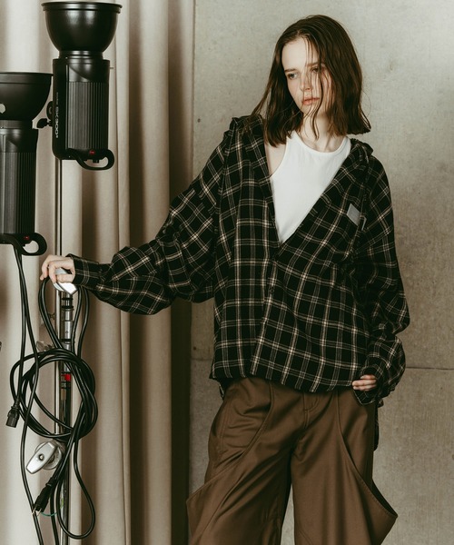 Knuth Marf（クヌースマーフ）の「hooded over shirts(unisex)（シャツ/ブラウス・レディース・ブラウン系その他・FREE）」の9枚目の写真