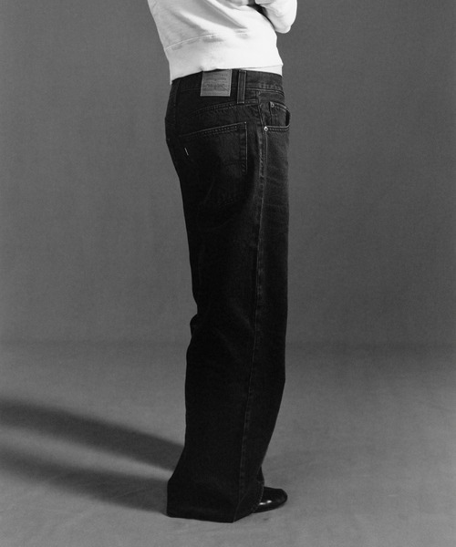 BIOTOP（ビオトープ）の「WOMEN【Levi's(R)｜BIOTOP】LOOSE BOOT length31（デニムパンツ・レディース・ブラック・24/29/28/27/26/25）」の10枚目の写真