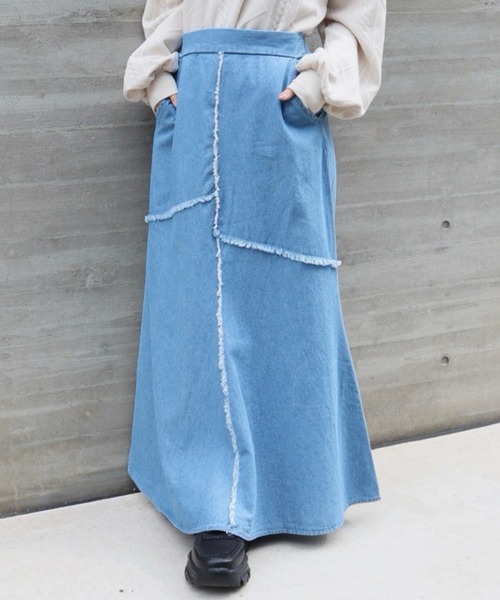 CECIL McBEE（セシルマクビー）の「6.5ozデニムフリンジ切替スカート（スカート・レディース・ネイビー/サックスブルー/ブラック・LARGE/MEDIUM）」の3枚目の写真