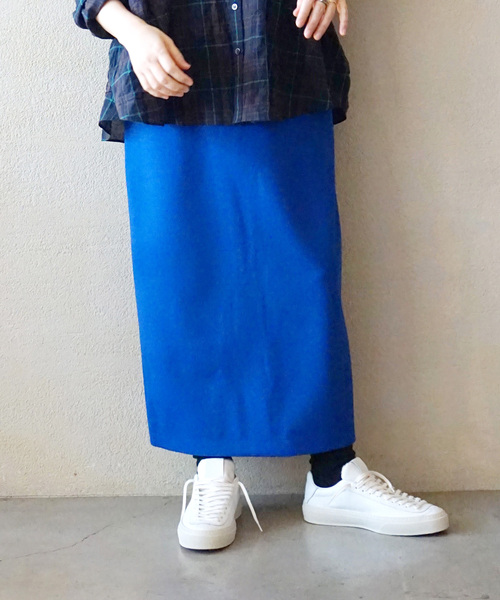 JOURNAL STANDARD LUXE（ジャーナルスタンダード　ラックス）の「ポンチ イージータイトスカート（スカート・レディース・ライトグレー/ブラック/ブルー・FREE）」の3枚目の写真