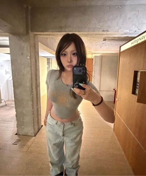 THE MYSTERIOUS HOTEL（ザミステリアスホテル）の「RUGBY U LINE T-SHIRT [GREY]（Tシャツ/カットソー・レディース・その他・FREE）」の5枚目の写真