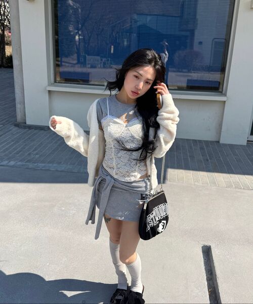 THE MYSTERIOUS HOTEL（ザミステリアスホテル）の「RUGBY U LINE T-SHIRT [GREY]（Tシャツ/カットソー・レディース・その他・FREE）」の4枚目の写真