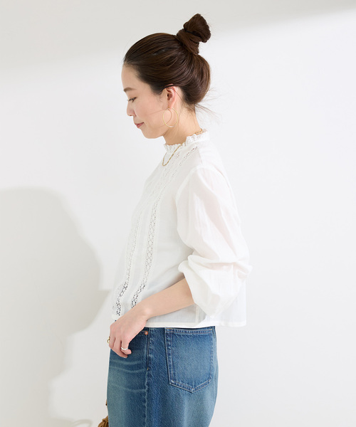 B.C STOCK(ベーセーストック)の「手洗い可 / フリルクルーネックブラウス(シャツ/ブラウス・レディース・ブラック/ホワイト・FREE)」の17枚目の写真