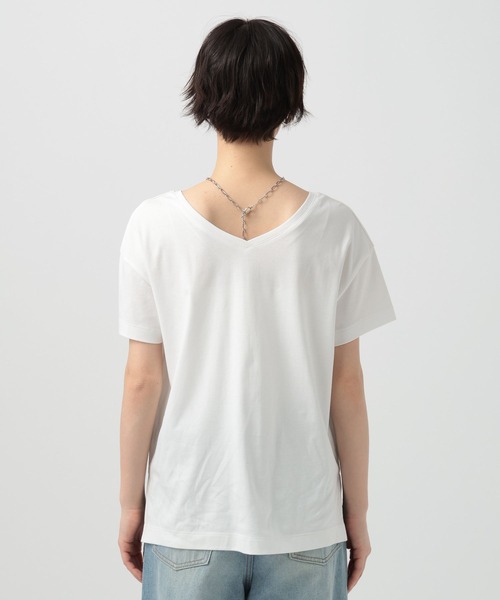 BAYFLOW（ベイフロー）の「[V・Uネックで着られる]シルケット2WAY半袖Tシャツ（Tシャツ/カットソー・レディース・オフホワイト/モカ/ブラック・LARGE/SMALL/MEDIUM）」の11枚目の写真