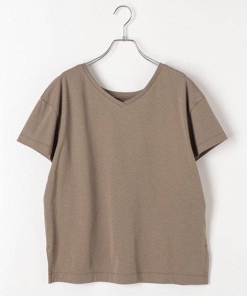 BAYFLOW（ベイフロー）の「[V・Uネックで着られる]シルケット2WAY半袖Tシャツ（Tシャツ/カットソー・レディース・オフホワイト/モカ/ブラック・LARGE/SMALL/MEDIUM）」の16枚目の写真