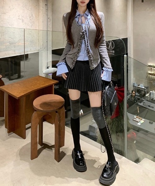 VIBGYOR(ヴィブジョー)の「【LAMPOON】ストライプフリルレイヤードトップス(その他トップス・レディース・グレー・SMALL/LARGE)」の8枚目の写真
