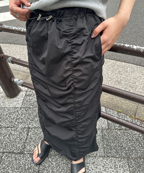PILIT(ピリット)の「ギャザーナロースカート(スカート・レディース・アイボリー/ブラック・MEDIUM)」の12枚目の写真