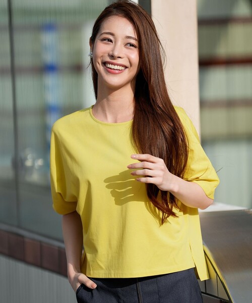 ANY SIS(エニィスィス)の「ショート丈ドルマン5分袖 プルオーバー(Tシャツ/カットソー・レディース・ホワイト系/ブラック系/黄土色系/ブルー系/イエロー系/ピンク系・MEDIUM)」の5枚目の写真