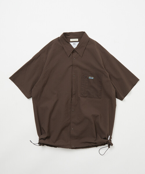 FREAK'S STORE(フリークスストア)の「<UVカット・接触冷感・吸水速乾> AiRide/エアライド リラックスフィット 異素材ポケット シアサッカーシャツ 限定展開(シャツ/ブラウス・メンズ・ブラック/ブラウン/チャコールグレー/ネイビー・SMALL/MEDIUM/LARGE)」の19枚目の写真