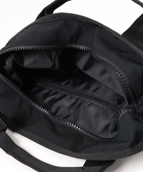 Carhartt WIP(カーハートダブリューアイピー)の「【Carhartt WIP】KAYTON BAG SMALL I033792(ショルダーバッグ・メンズ・ブラック・FREE)」の5枚目の写真