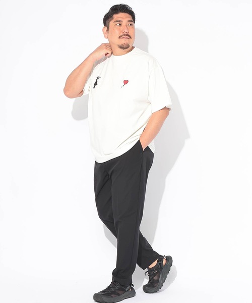 SAKAZEN(サカゼン)の「Tシャツ 半袖 メンズ 大きいサイズ ストレッチ クルーネック カットソー Girl with balloon BRANDALISED (ブランダライズド)(Tシャツ/カットソー・メンズ・ホワイト/ブラック・X1(3L~4L)/X2(4L~5L)/X3(6L~7L))」の5枚目の写真
