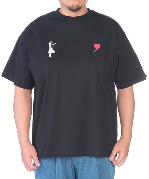 SAKAZEN(サカゼン)の「Tシャツ 半袖 メンズ 大きいサイズ ストレッチ クルーネック カットソー Girl with balloon BRANDALISED (ブランダライズド)(Tシャツ/カットソー・メンズ・ホワイト/ブラック・X1(3L~4L)/X2(4L~5L)/X3(6L~7L))」の16枚目の写真