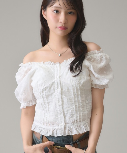 apres jour mignon(アプレジュールミニョン)の「2WAYレースブラウス(その他トップス・レディース・ブラック/オフホワイト/ネイビー・LARGE/フリー)」の8枚目の写真