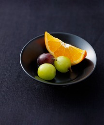 kuros'（クロス）の「【kuros'オリジナル】IREKO 皿 黒 S（食器）」