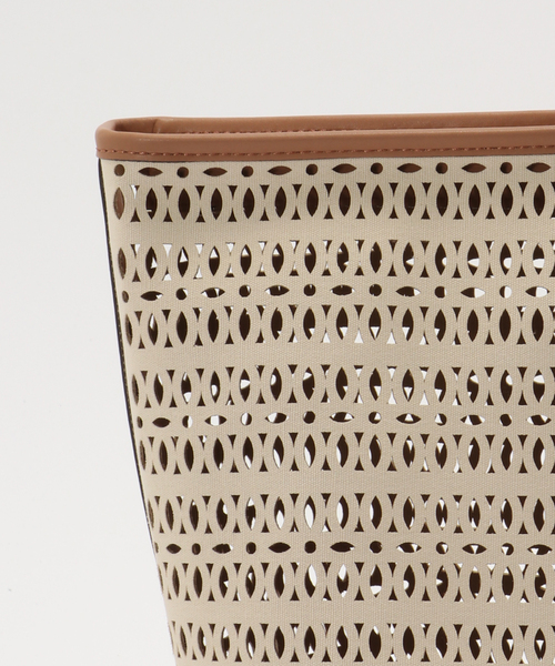 GIANNI CHIARINI(ジャンニ キアリーニ)の「《WEB限定》GIANNI CHIARINI/ ジャンニ キアリーニ cutting tote(トートバッグ・レディース・アイボリー/ブラック・FREE)」の12枚目の写真