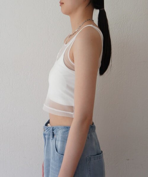 LOUNGEDRESS(ラウンジドレス)の「【earthy_/アーシー】カップ付きチュールタンク(タンクトップ・レディース・オフホワイト/ブラック・SMALL/MEDIUM/LARGE)」の16枚目の写真