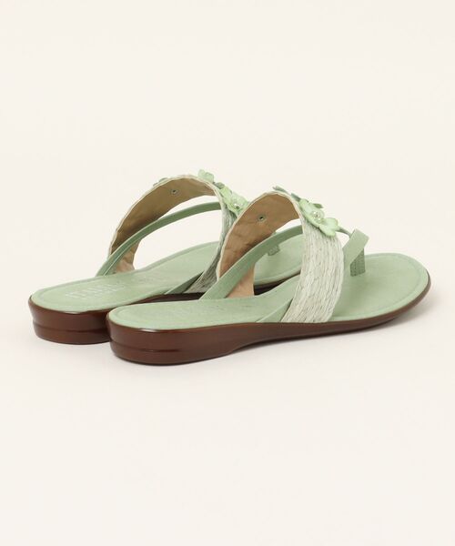 inter-chaussures(インターショシュール)の「【ITALIAN SHOEMAKERS】フラワーベルトトングサンダル (92336T)(サンダル・レディース・ベージュ/グリーン・36/38/39/37/35)」の3枚目の写真