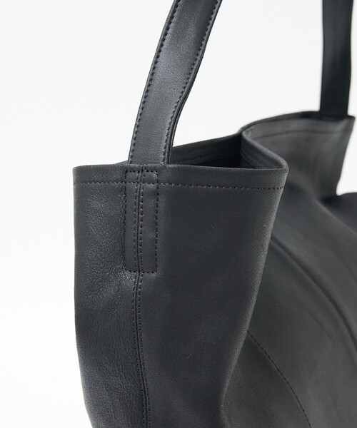 Morphee(モルフェ)の「【Morphee / モルフェ】CYLINDER LARGE / シリンダーラージバッグ / トートバッグ / レザー / ユニセックス(トートバッグ・メンズ・ブラック・フリー)」の6枚目の写真