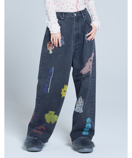 Little sunny bite(リトルサニーバイト)の「little sunny bite x Paula Grenouille doodle denim pants(デニムパンツ・レディース・ブラック/インディゴブルー/ライトインディゴブルー・MEDIUM/SMALL)」の4枚目の写真