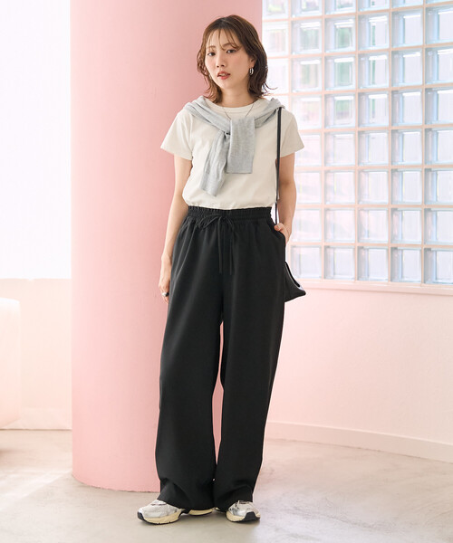 FREAK'S STORE（フリークスストア）の「限定展開　<接触冷感>クールタッチ イージーパンツ（その他パンツ・レディース・ベージュ/ブラック/ブラウン/オリーブ/ブルー・SMALL/MEDIUM）」の8枚目の写真