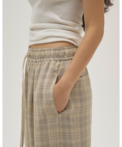 TODAYFUL（トゥデイフル）の「Check Jacquard Pants 12610710（その他パンツ・レディース・ブラウン/ライトグリーン・36/38）」の11枚目の写真