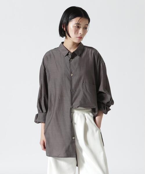 ROBES&CONFECTIONS（ローブスコンフェクションズ）の「Robes & Confections（ローブス&コンフェクションズ）別注オーバーサイズシャツ（シャツ/ブラウス・レディース・チャコールグレー/ライトグリーン/ブルー・1）」の16枚目の写真
