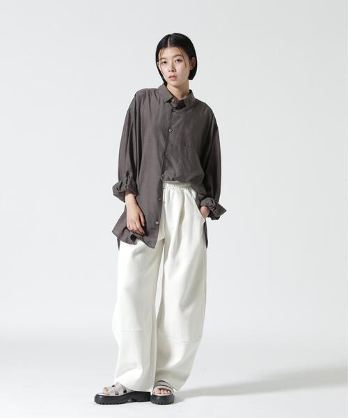 ROBES&CONFECTIONS（ローブスコンフェクションズ）の「Robes & Confections（ローブス&コンフェクションズ）別注オーバーサイズシャツ（シャツ/ブラウス・レディース・チャコールグレー/ライトグリーン/ブルー・1）」の17枚目の写真