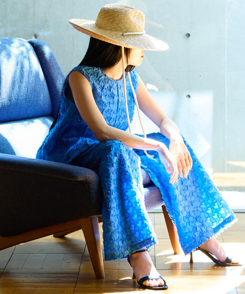 Tiara(ティアラ)の「カットジャガードスリーブレスブラウス(セットアップ可)(シャツ/ブラウス・レディース・ブラック/ブルー/ホワイト・FREE)」の8枚目の写真