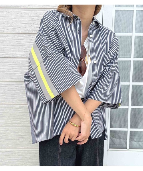 Q(キュー)の「ヨークリブストライプ半袖シャツ(シャツ/ブラウス・レディース・ネイビー系・MEDIUM)」の6枚目の写真