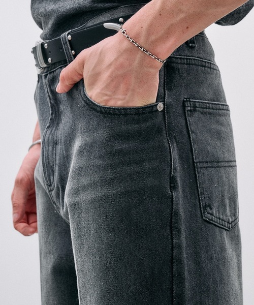 Adoon plain(アドーンプレーン)の「CENTER LINE STRAIGHT DENIM / センターラインストレートデニムパンツ(デニムパンツ・メンズ・ライトブルー/ブラック・SMALL/MEDIUM/LARGE)」の11枚目の写真