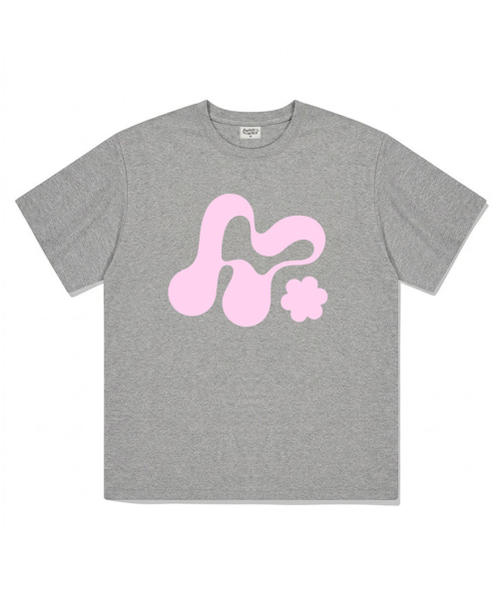 THEMORFHOUSE(ザモーフハウス)の「MORF ビッグシンボルオーバーサイズ半袖Tシャツホワイト(Tシャツ/カットソー・レディース・その他・SMALL/MEDIUM/LARGE)」の3枚目の写真