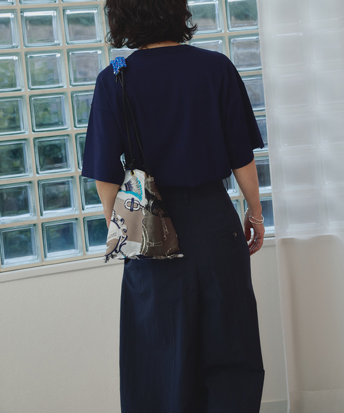 VERMEIL par iena(ヴェルメイユパーイエナ)の「《追加》ニットTシャツ(ニット/セーター・レディース・ホワイト/ネイビー/ブラウン・FREE)」の4枚目の写真