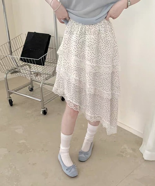 Chiina(チーナ)の「【Chiina】レースレイヤード イレヘムティアードスカート(スカート・レディース・ホワイト/ブラック・FREE)」の10枚目の写真
