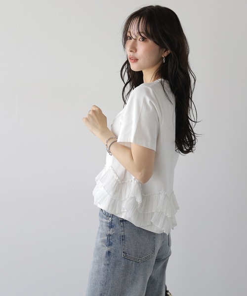 La-gemme(ラジェム)の「スカラップフリルTシャツ(Tシャツ/カットソー・レディース・ブラック/ホワイト・フリー)」の17枚目の写真