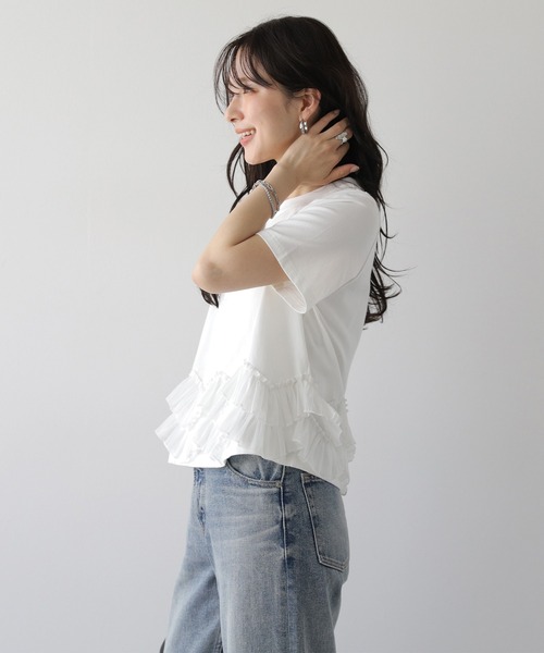 La-gemme(ラジェム)の「スカラップフリルTシャツ(Tシャツ/カットソー・レディース・ブラック/ホワイト・フリー)」の18枚目の写真
