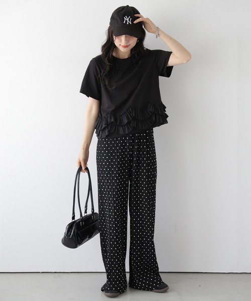 La-gemme(ラジェム)の「スカラップフリルTシャツ(Tシャツ/カットソー・レディース・ブラック/ホワイト・フリー)」の20枚目の写真
