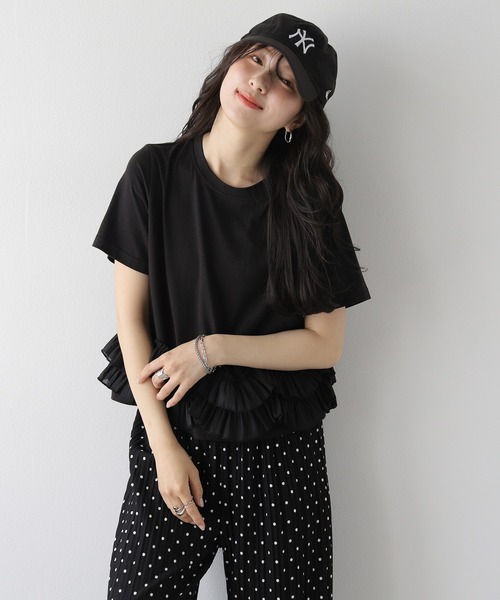 La-gemme(ラジェム)の「スカラップフリルTシャツ(Tシャツ/カットソー・レディース・ブラック/ホワイト・フリー)」の9枚目の写真
