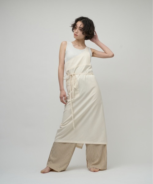 OFROOM(オフルーム)の「One Shoulder Dress|ワンショルダーワンピース(ワンピース・レディース・オフホワイト/ブラック/ネイビー・FREE)」の14枚目の写真