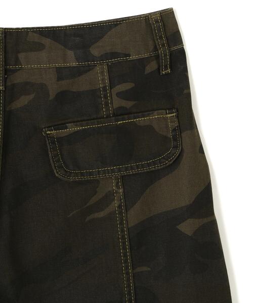 L.H.P(エルエイチピー)の「MAVYTH/メヴィス/CAMO CARGO SHORTS(カーゴパンツ・レディース・オリーブ系1・L/M)」の12枚目の写真