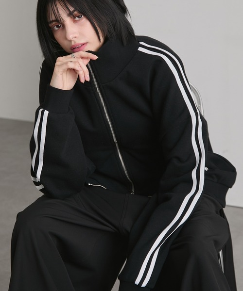 cussil(クシル)の「【cussil/クシル】ルーズシルエットラインスリーブスウェットトラックジップジャケット(ブルゾン・メンズ・ブラック/グレー・L/M/S)」の21枚目の写真