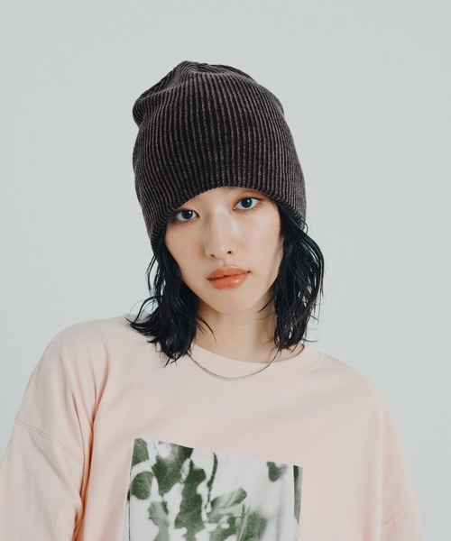 LEPSIM(レプシィム)の「ピグメント風ビーニー 1023699(ニットキャップ/ビーニー・レディース・レッド/ブラック・ONE SIZE)」の9枚目の写真