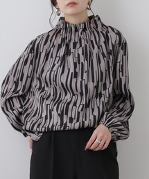 EGLANTINE セットアップ対応 タックハイネック幾何柄プリントブラウス