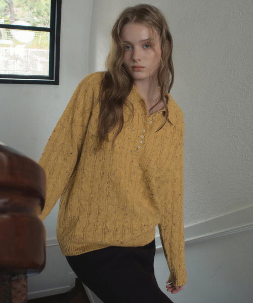 OURNOSTALGIA(アワー ノスタルジア)の「Confetti Henley Collar Knit_Yellow(OCB6KN11)(ニット/セーター・レディース・イエロー・FREE)」の2枚目の写真