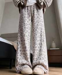 DAY CLOSET | 【ゴム&調節紐付き/大きいサイズ有】淡色レオパード柄 ジャガードニット ワイドパンツ レディース(その他パンツ)
