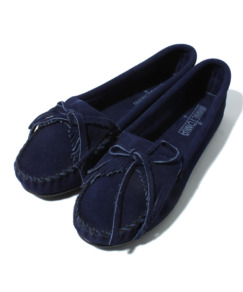 Minnetonka（ミネトンカ）の「BY MINNETONKA スウェードモカシン　ミネトンカ ¨◆（モカシン/デッキシューズ・レディース・ブラック/ベージュ/ライトブルー/ライトグレー/ブラウン/グレー/ターコイズブルー/ライトピンク/ダークブラウン/オリーブ/ナチュラル/ネイビー/ワインレッド/その他1/その他2・6/7/8/5）」の10枚目の写真