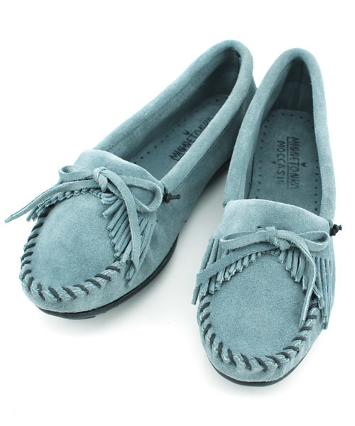 Minnetonka（ミネトンカ）の「BY MINNETONKA スウェードモカシン　ミネトンカ ¨◆（モカシン/デッキシューズ・レディース・ブラック/ベージュ/ライトブルー/ライトグレー/ブラウン/グレー/ターコイズブルー/ライトピンク/ダークブラウン/オリーブ/ナチュラル/ネイビー/ワインレッド/その他1/その他2・6/7/8/5）」の9枚目の写真