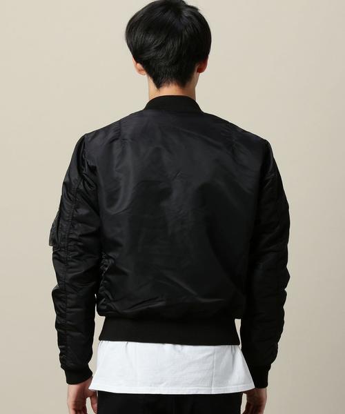 AVIREX（アヴィレックス）の「＜AVIREX＞ MA-1/ブルゾン◆（MA-1・メンズ・ブラック/オリーブ・LARGE/MEDIUM）」の3枚目の写真